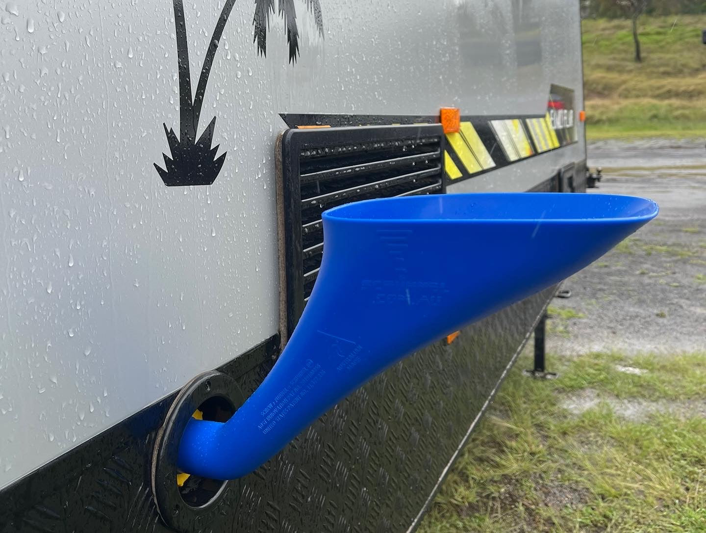 Aqua Caravan Water Scrunnel Funnel (Hume Screw in Water Fitting ) NOT ALL CARAVANS WATER FILLERS ARE THE SAME. PLEASE CHECK YOU HAVE A THREADED HUME OR ALKO STYLE FITTING. $39.95+ Postage