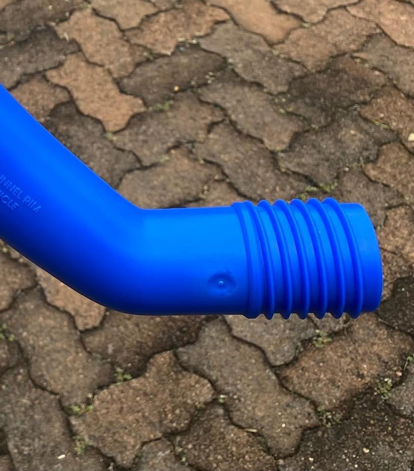 Aqua Caravan Water Scrunnel Funnel (Hume Screw in Water Fitting ) NOT ALL CARAVANS WATER FILLERS ARE THE SAME. PLEASE CHECK YOU HAVE A THREADED HUME OR ALKO STYLE FITTING. $39.95+ Postage